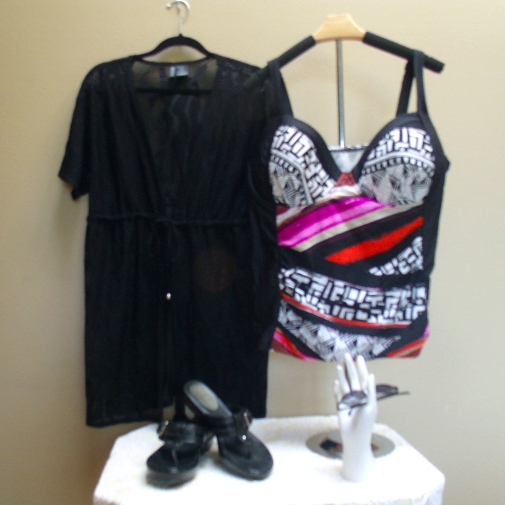 CATALINA PLUS COLORFUL TANKINI TOP PADDED UNDERWIRE 3X (22W-24W)